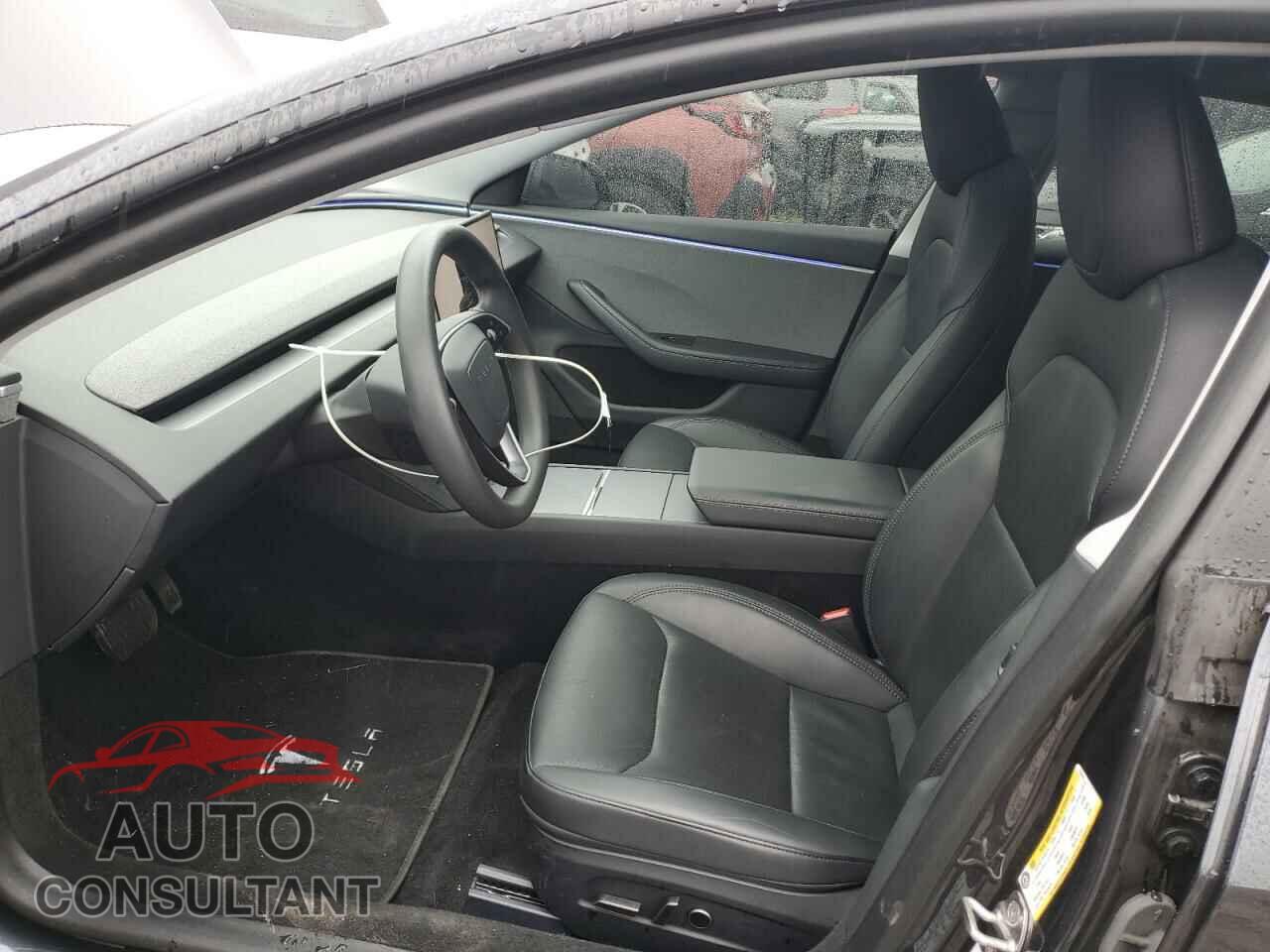 TESLA MODEL 3 2024 - 5YJ3E1EA4RF731812