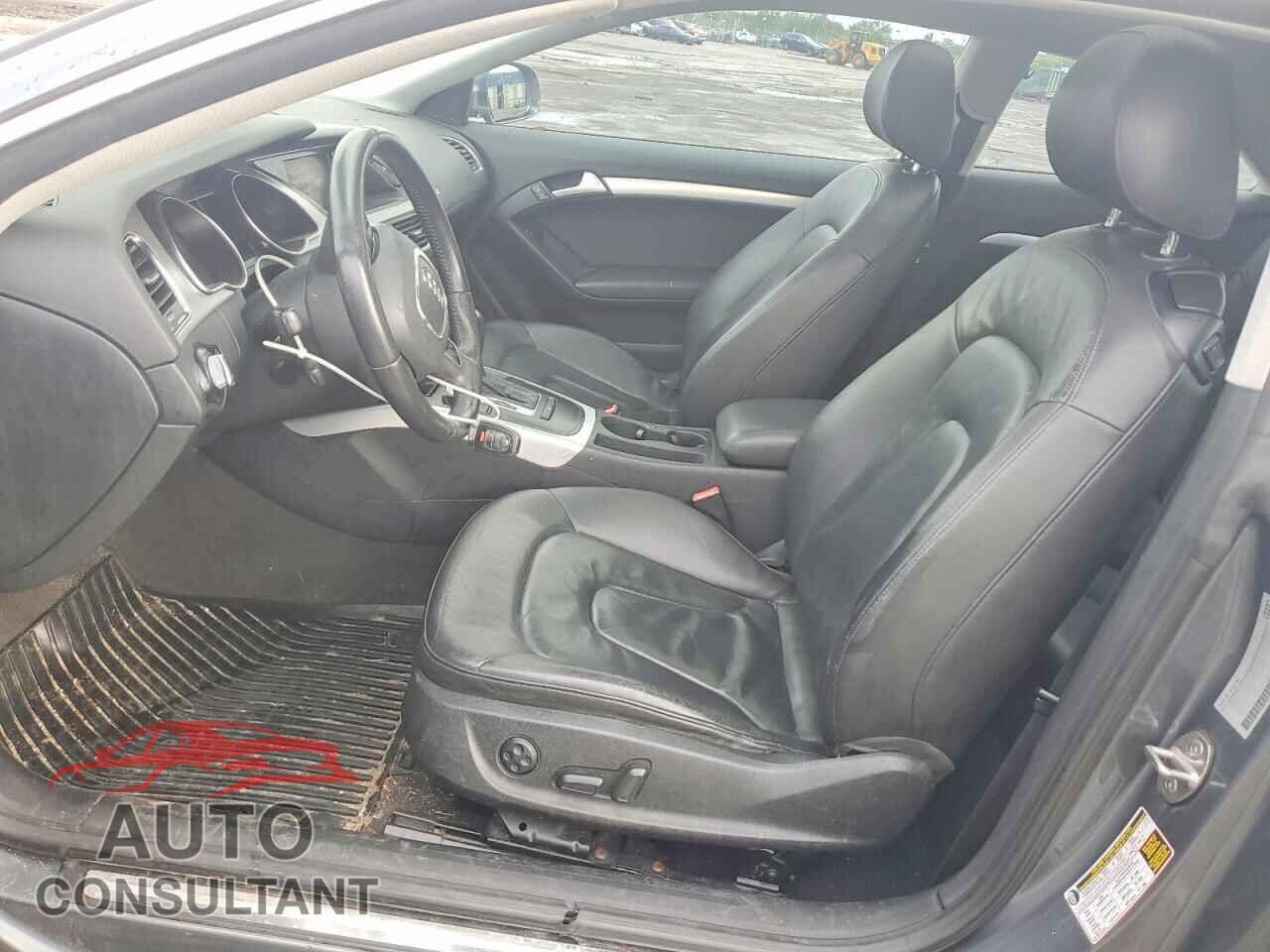 AUDI A5 2012 - WAULFAFR3CA001078