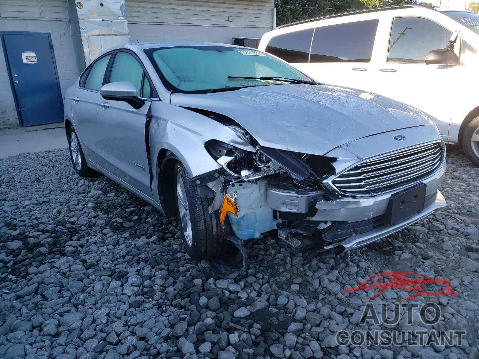 FORD FUSION 2018 - 3FA6P0LU7JR207738