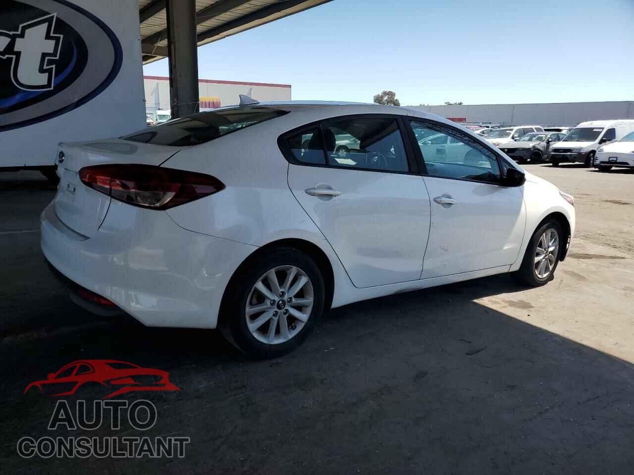 KIA FORTE 2017 - 3KPFL4A71HE015324