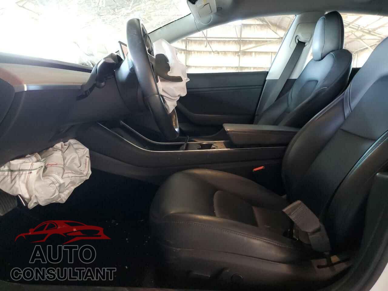 TESLA MODEL 3 2018 - 5YJ3E1EA2JF015771