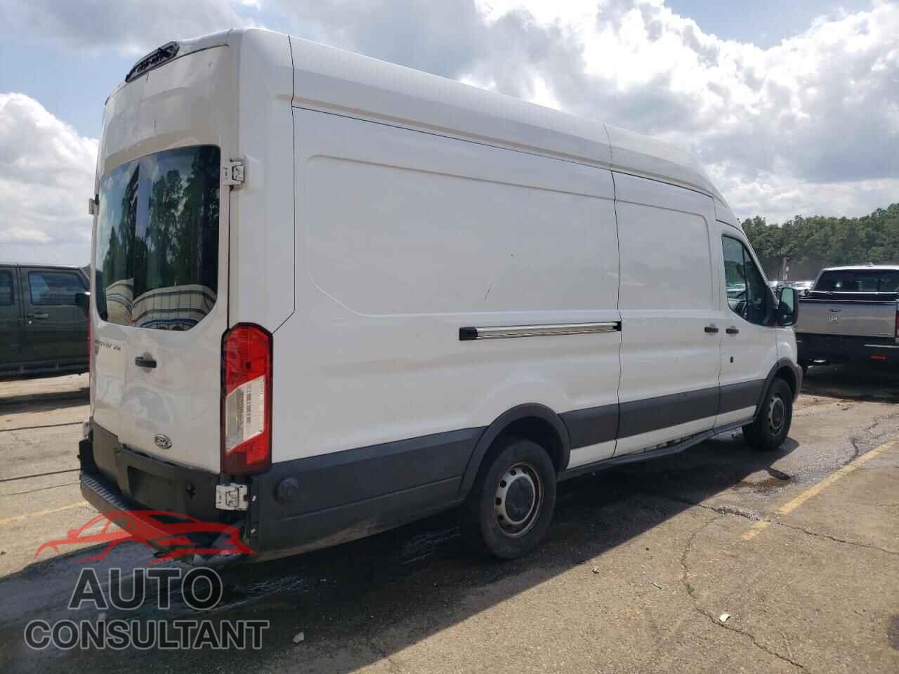 FORD TRANSIT 2019 - 1FTYR3XM1KKA05931
