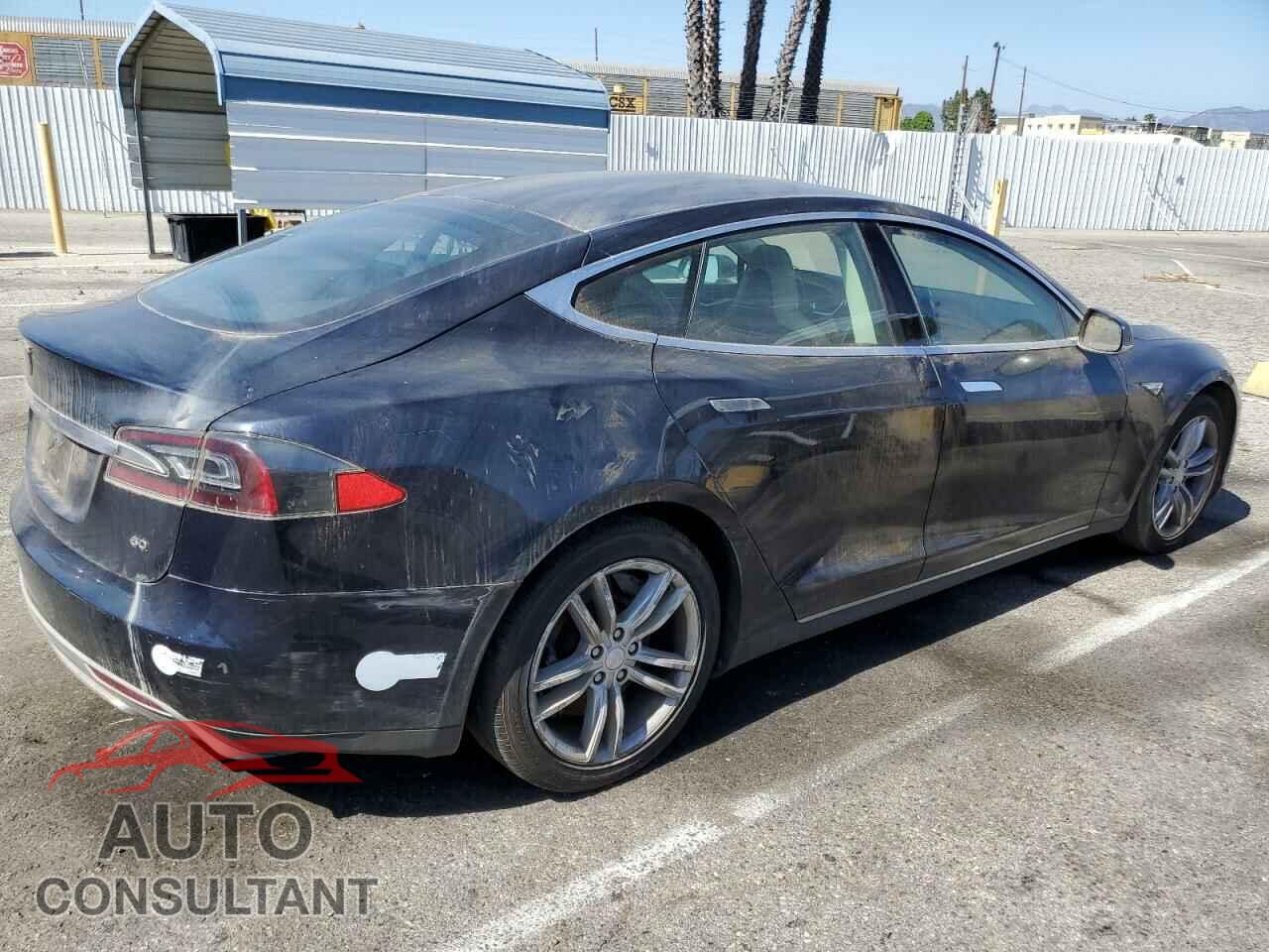 TESLA MODEL S 2014 - 5YJSA1S16EFP32322
