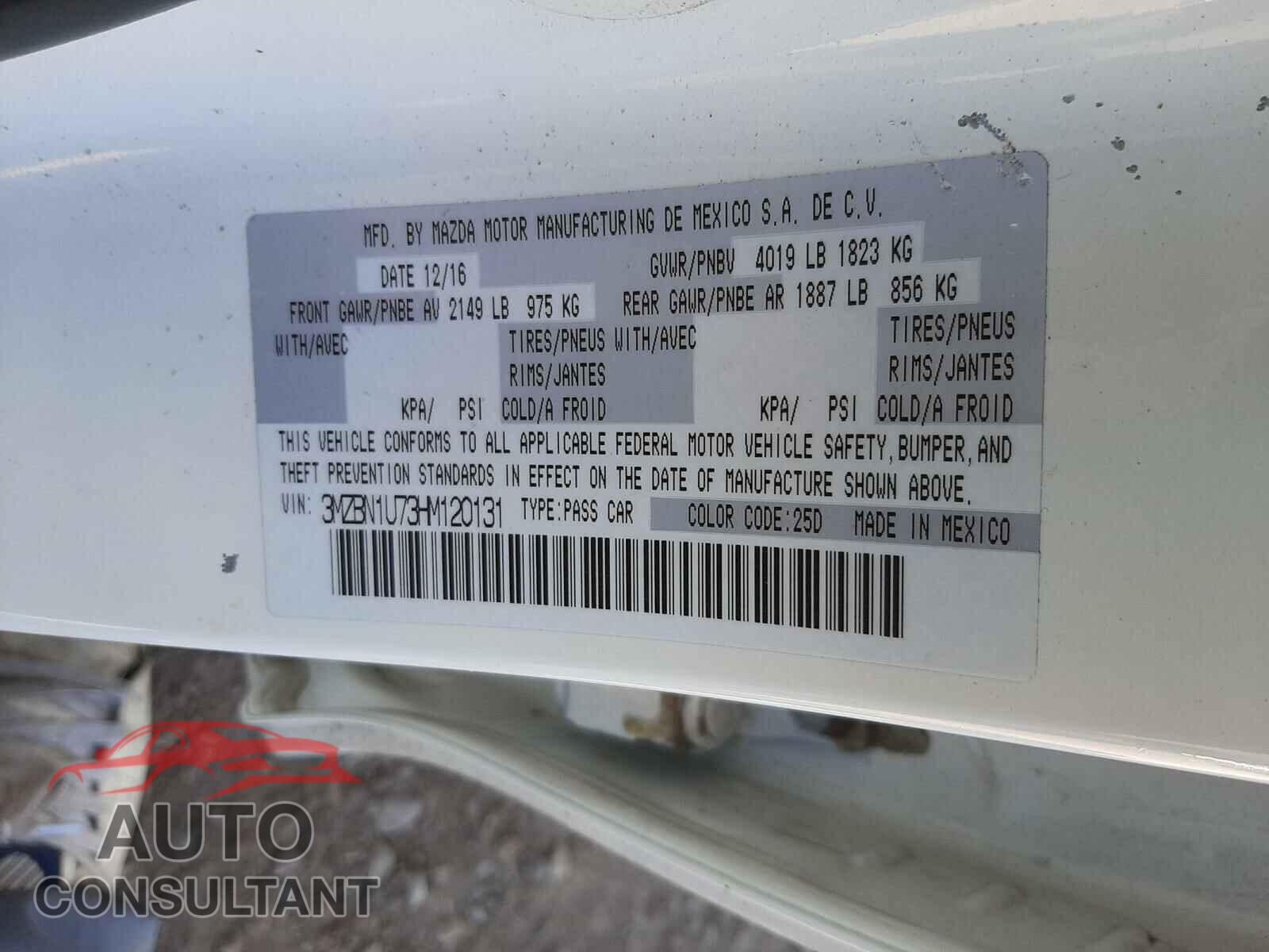 MAZDA 3 2017 - 3MZBN1U73HM120131