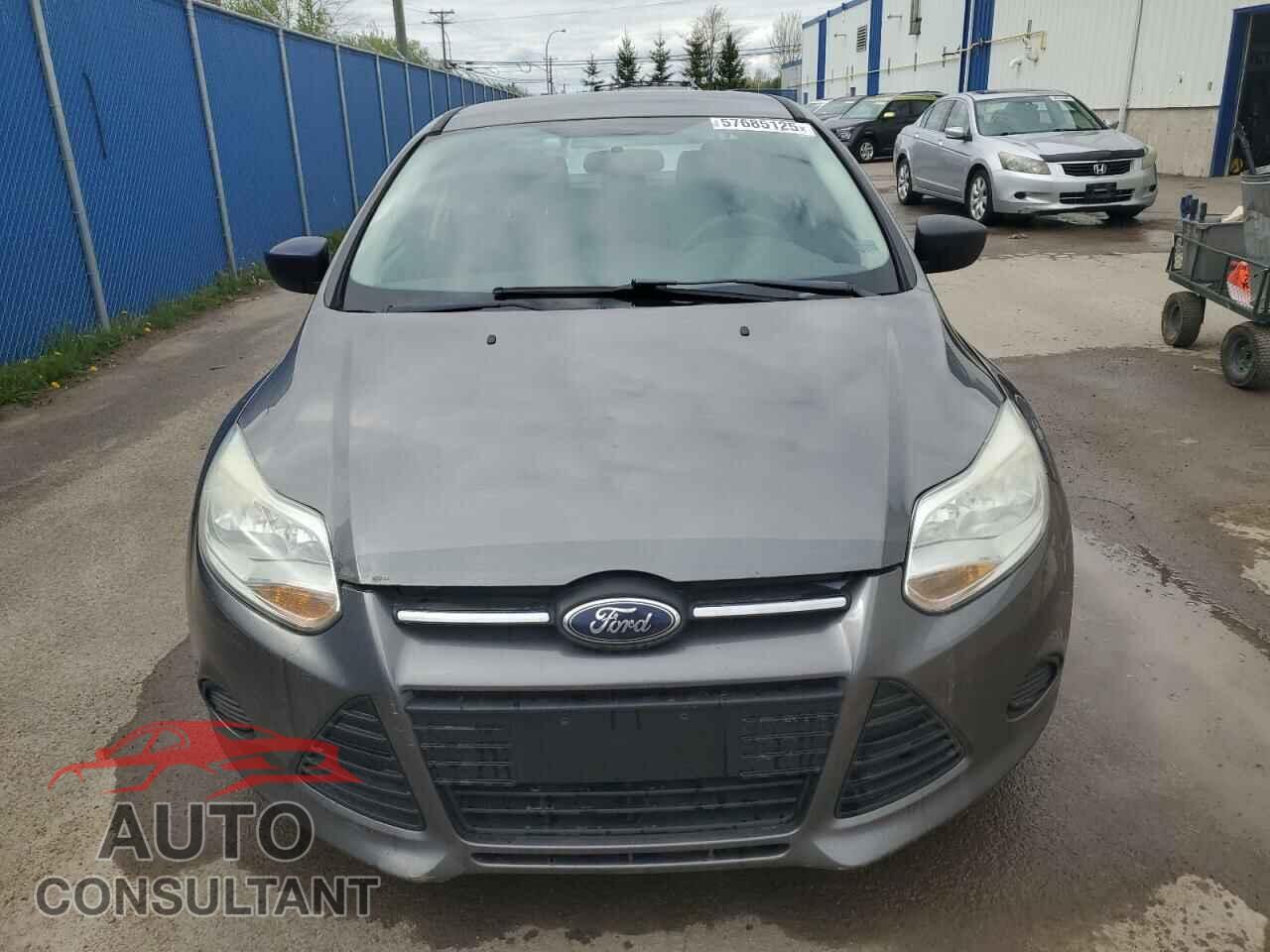 FORD FOCUS 2014 - 1FADP3E26EL273738
