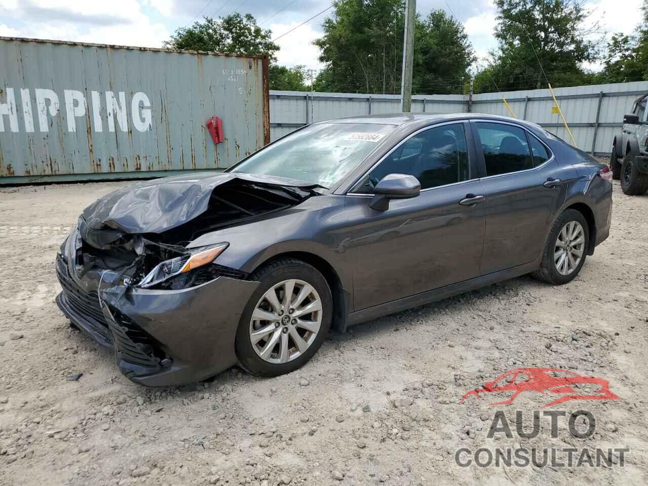 TOYOTA CAMRY 2018 - 4T1B11HK7JU028658