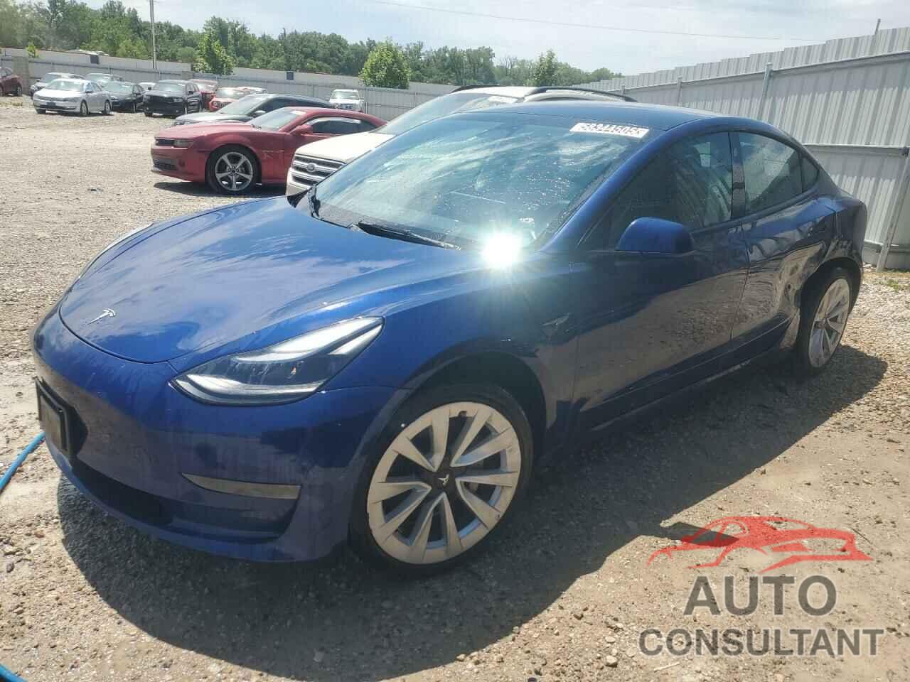 TESLA MODEL 3 2022 - 5YJ3E1EA0NF304492