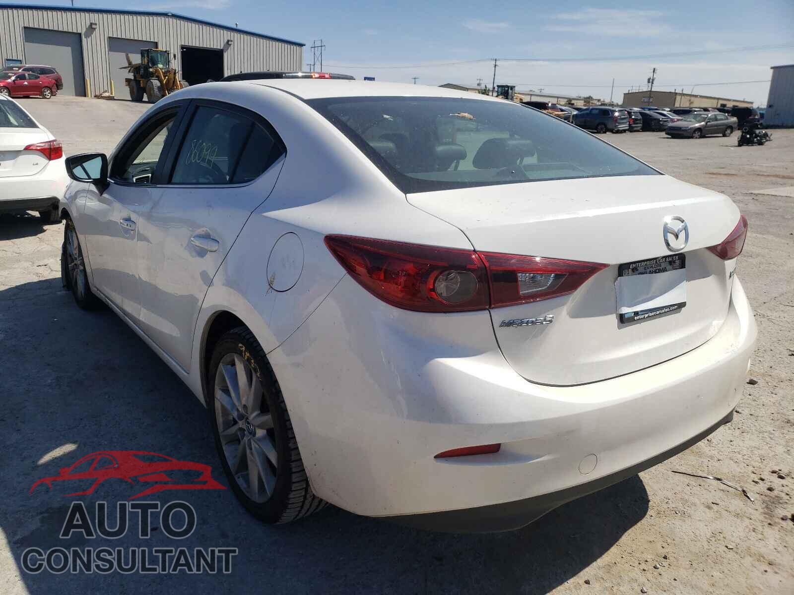 MAZDA 3 2017 - 3MZBN1V74HM152679