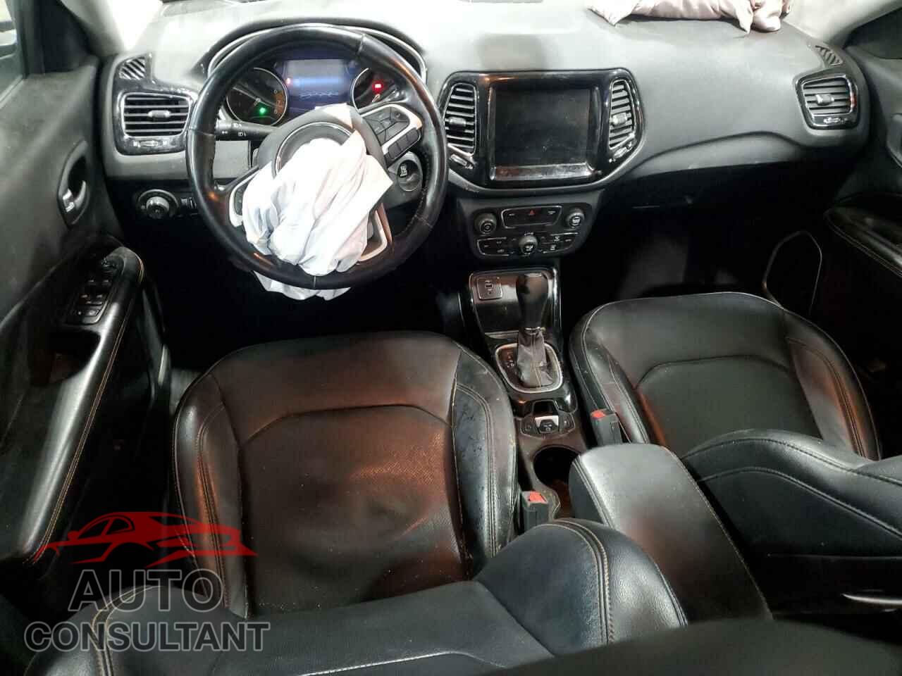 JEEP COMPASS 2020 - 3C4NJCCB2LT169140