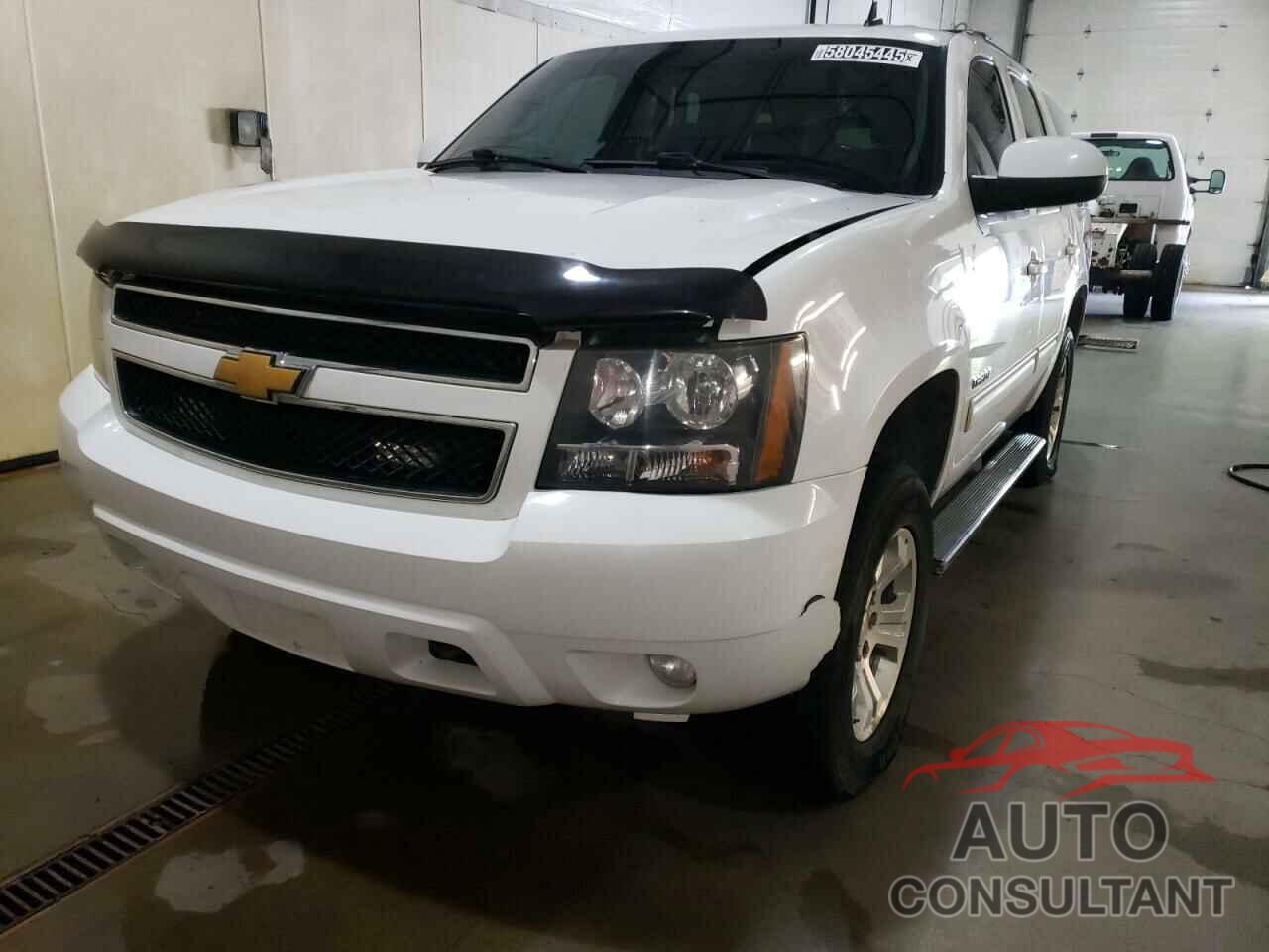 CHEVROLET TAHOE 2014 - 1GNSKBE01ER225173