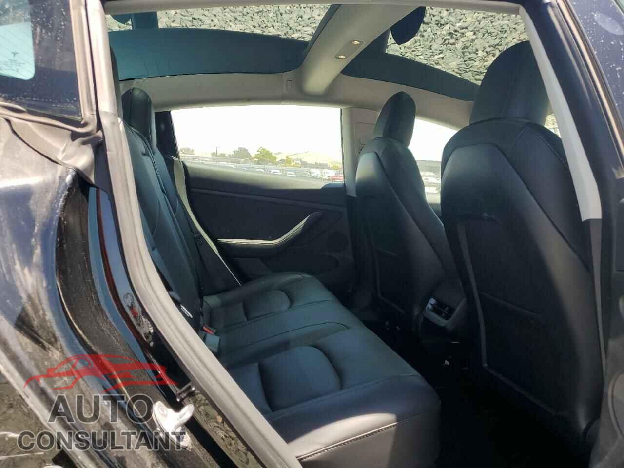 TESLA MODEL 3 2022 - 5YJ3E1EA5NF324639