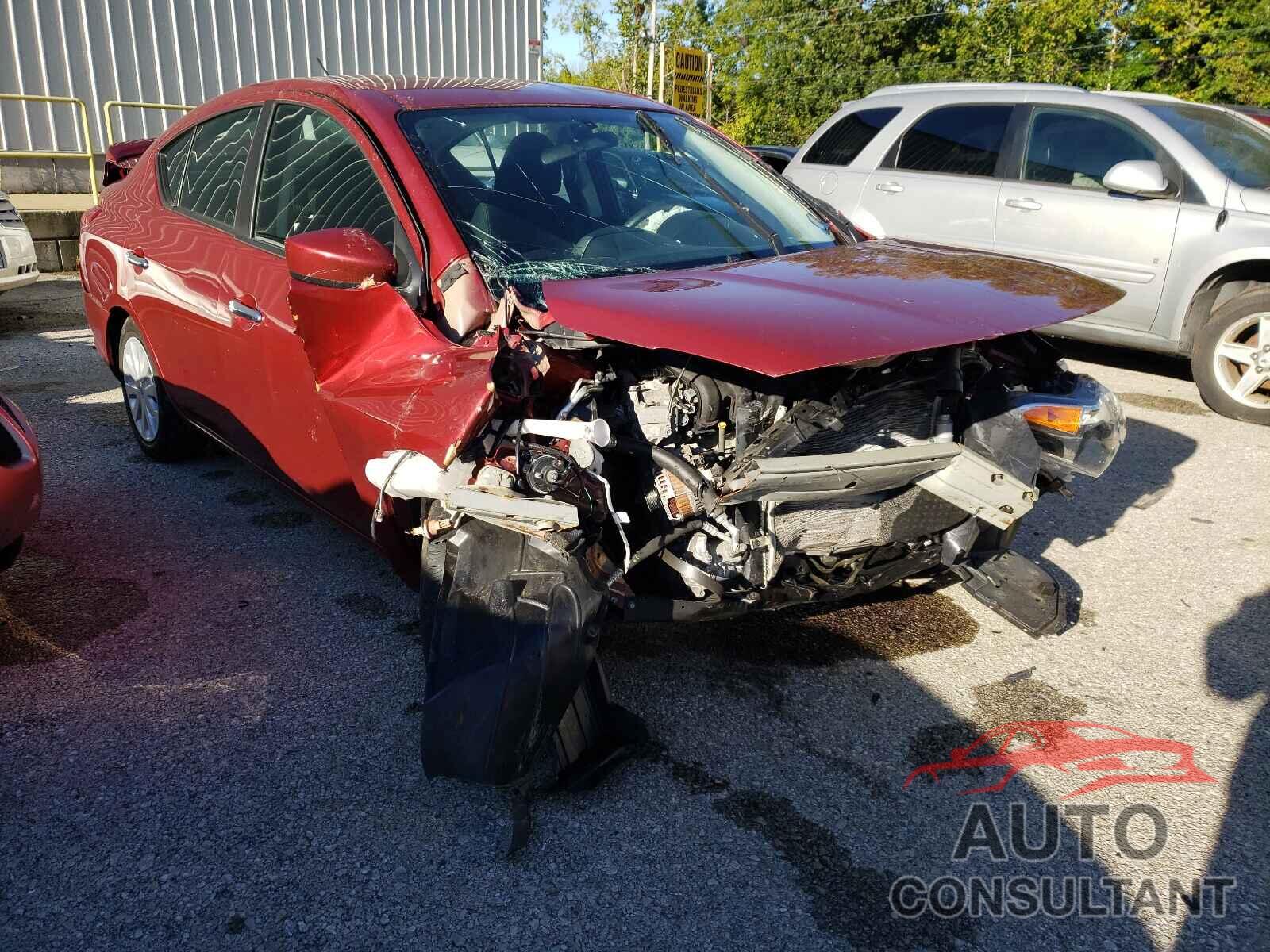 NISSAN VERSA 2019 - 3N1CN7AP0KL815794