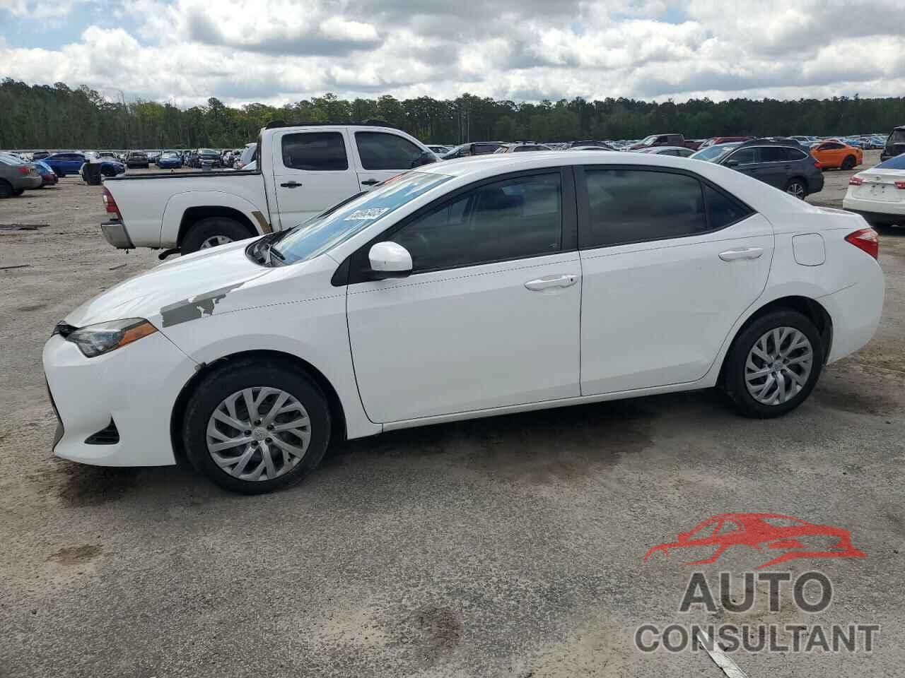 TOYOTA COROLLA 2017 - 5YFBURHE7HP719331