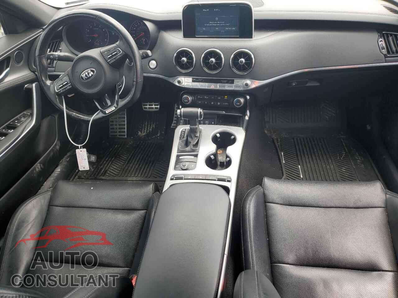 KIA STINGER 2021 - KNAE35LC4M6089717