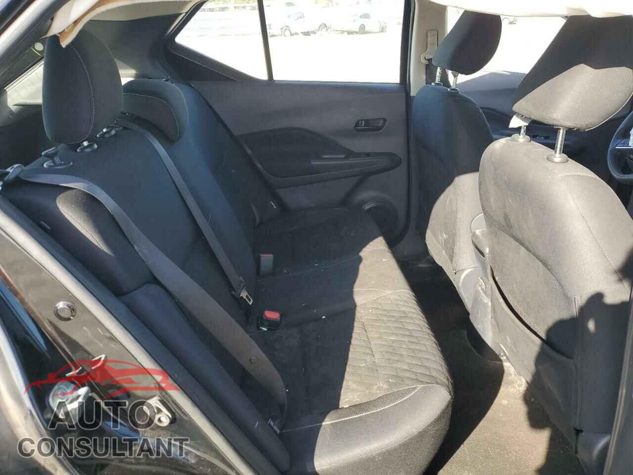 NISSAN KICKS 2021 - 3N1CP5BV5ML526196