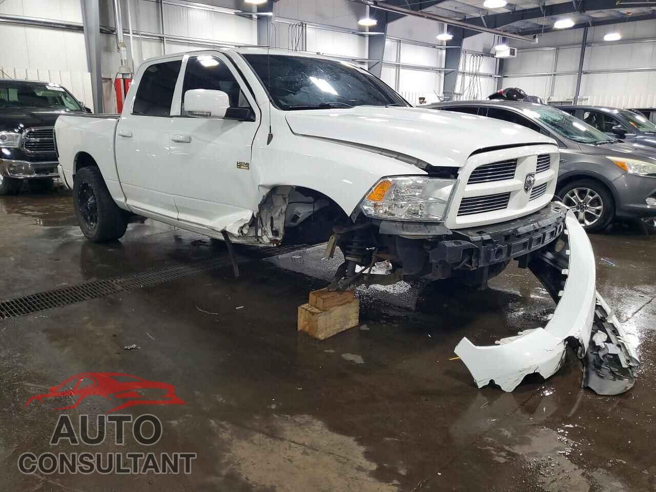 DODGE RAM 1500 2012 - 1C6RD7MT5CS252237