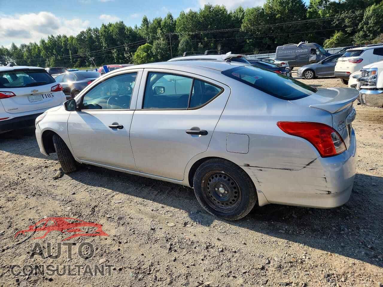 NISSAN VERSA 2017 - 3N1CN7AP3HL819489