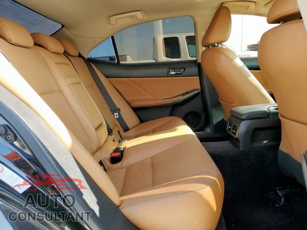 LEXUS IS 2014 - JTHBF1D27E5031814