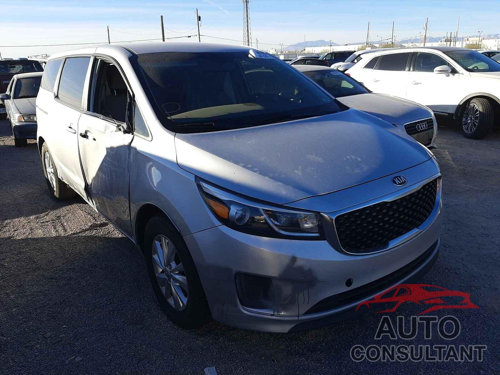 KIA SEDONA 2018 - KNDMB5C19J6399230