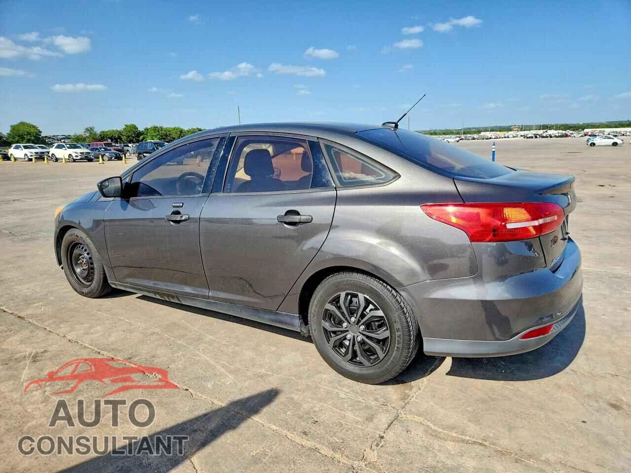 FORD FOCUS 2016 - 1FADP3E25GL379200