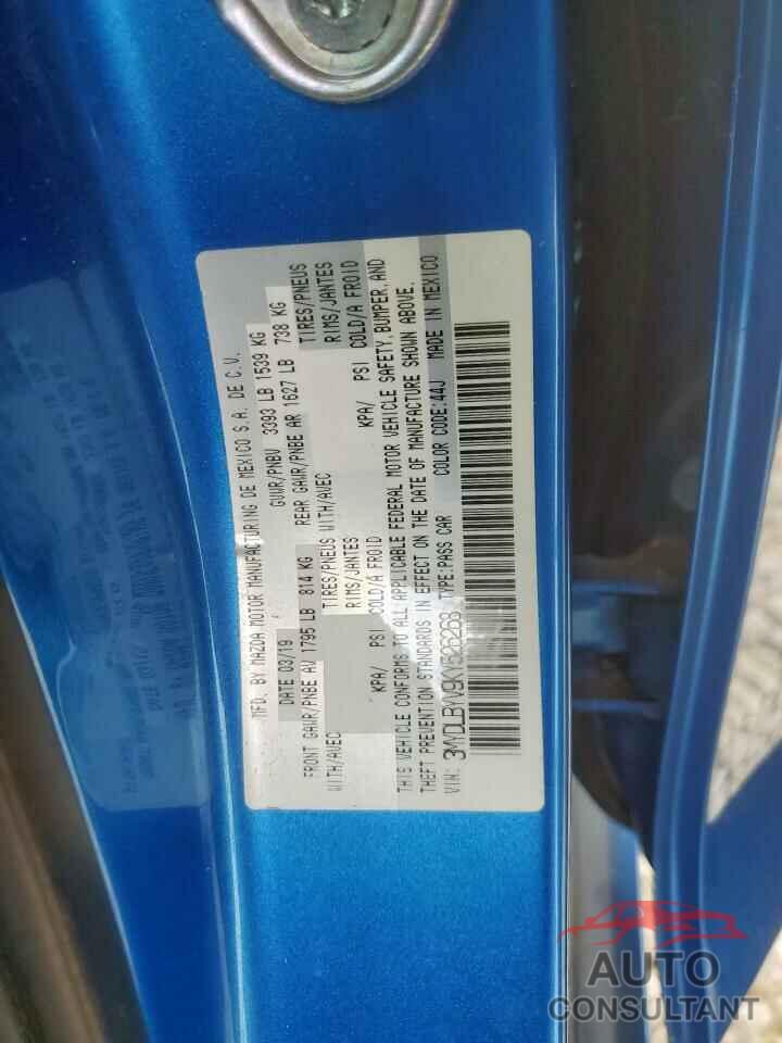 TOYOTA YARIS 2019 - 3MYDLBYV9KY526268