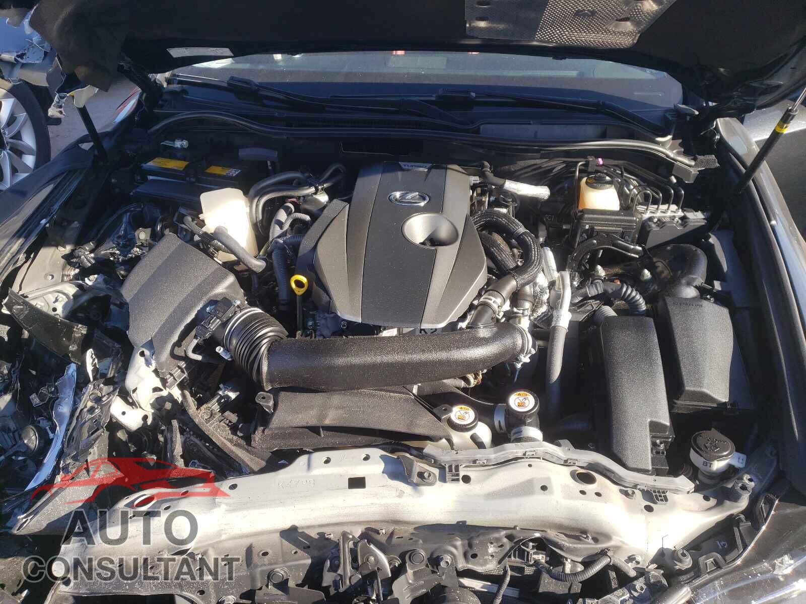 LEXUS IS 2018 - JTHBA1D20J5074500
