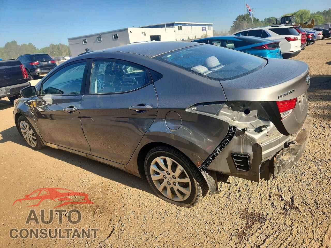 HYUNDAI ELANTRA 2012 - 5NPDH4AE5CH130665