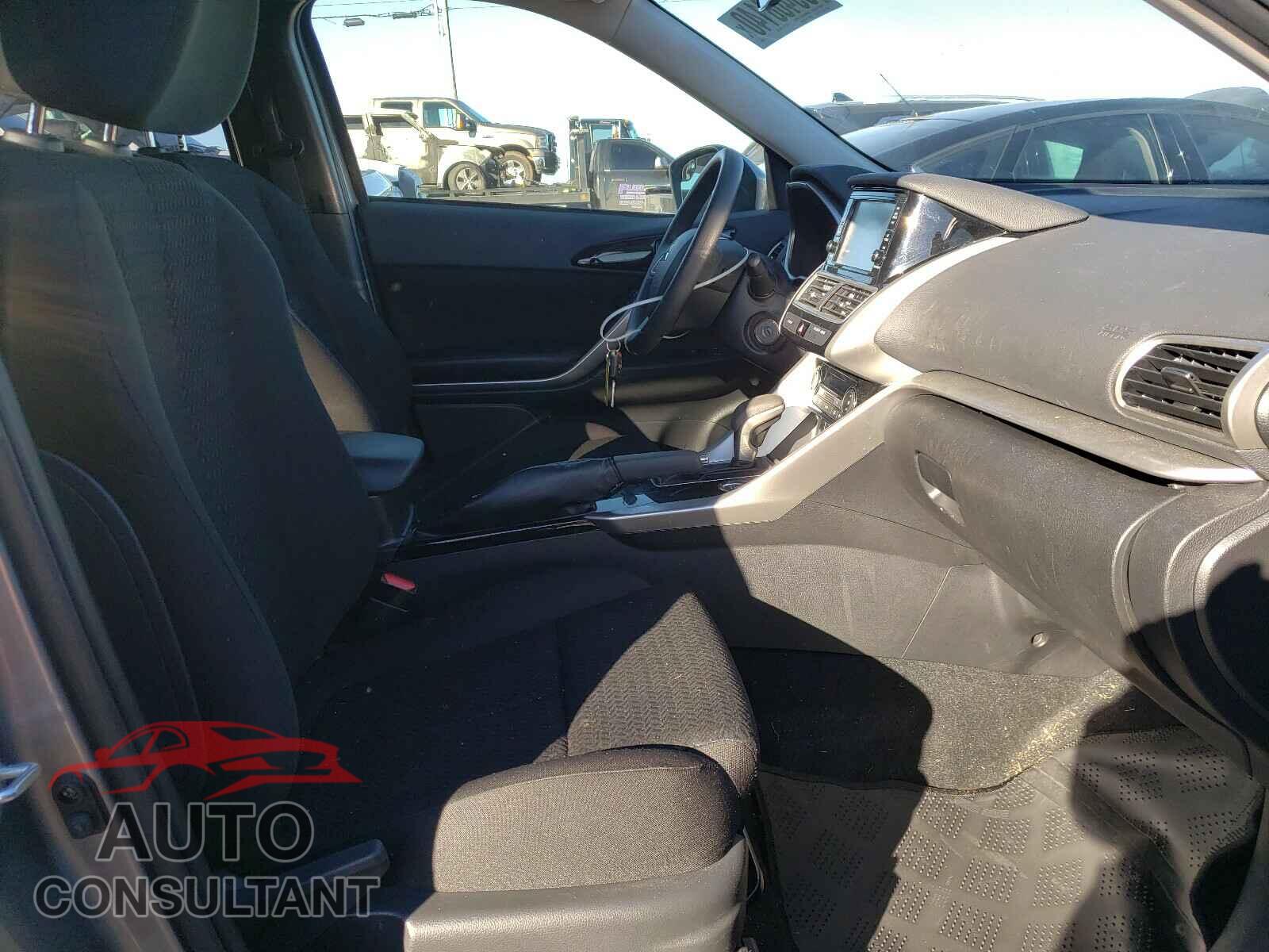MITSUBISHI ECLIPSE 2019 - JA4AT3AA7KZ033980