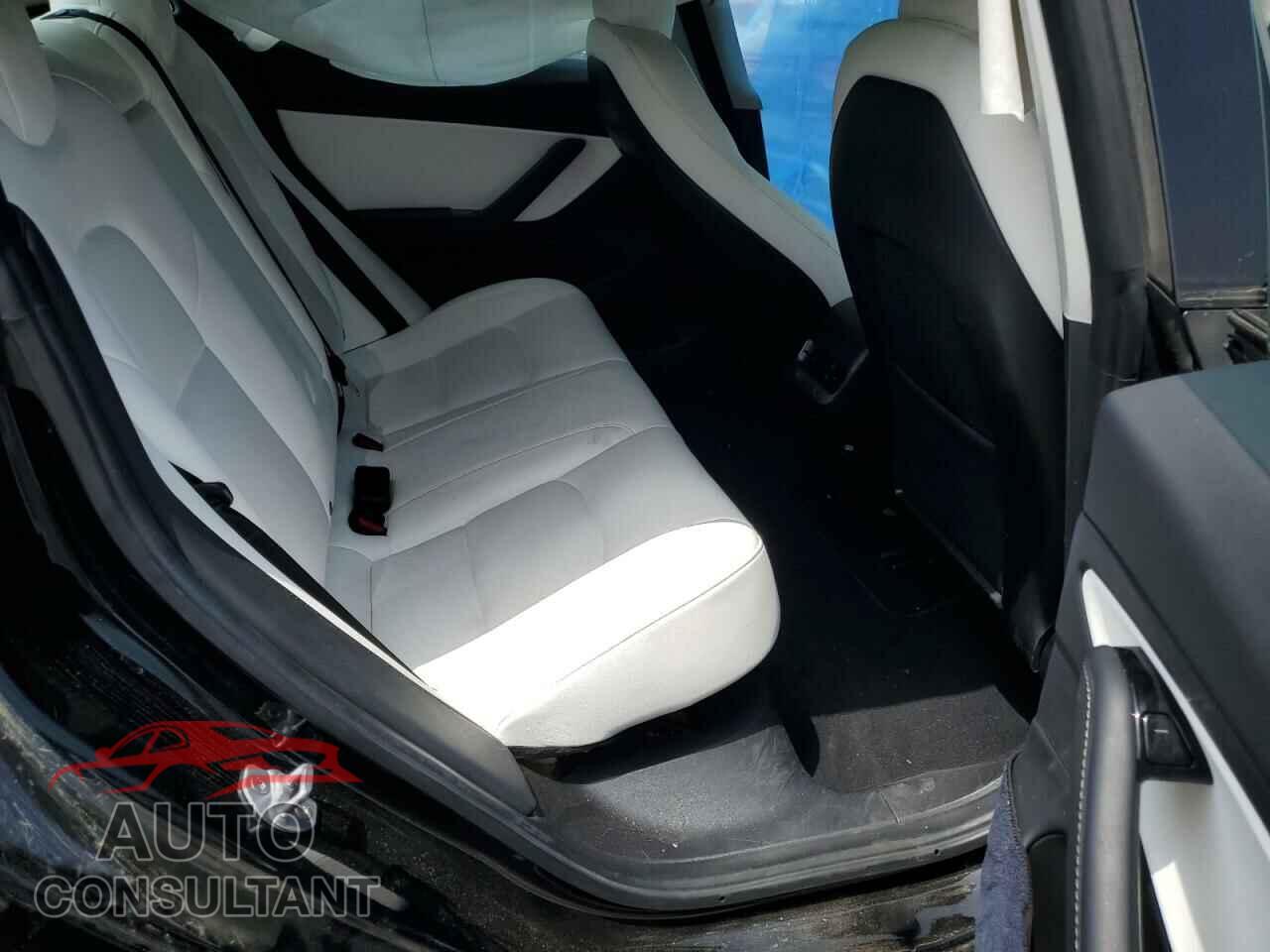TESLA MODEL 3 2019 - 5YJ3E1EA4KF431435