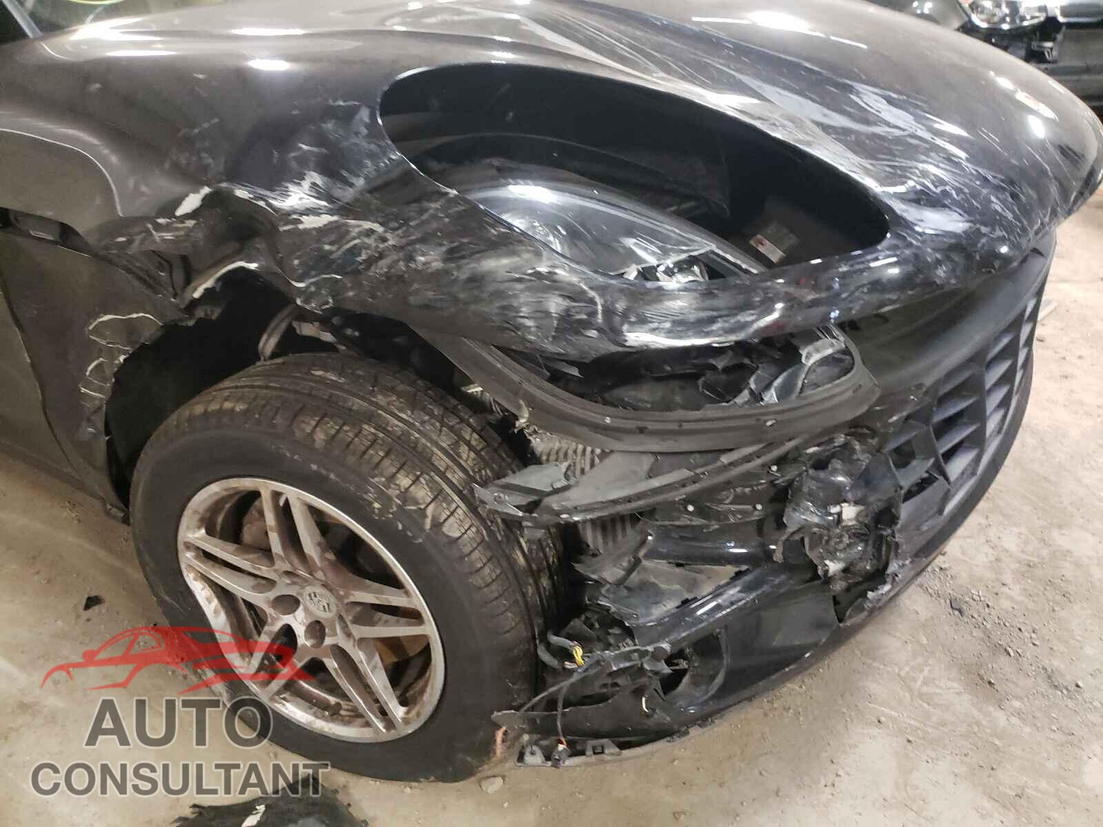 PORSCHE MACAN 2017 - WP1AB2A50HLB14089