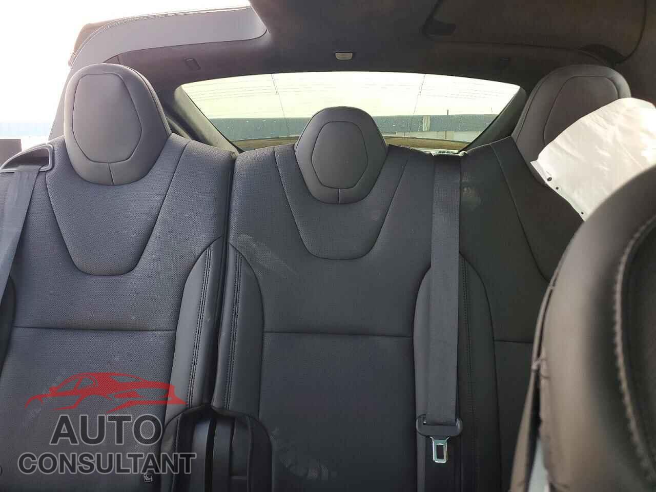 TESLA MODEL X 2024 - 7SAXCDE57RF447587
