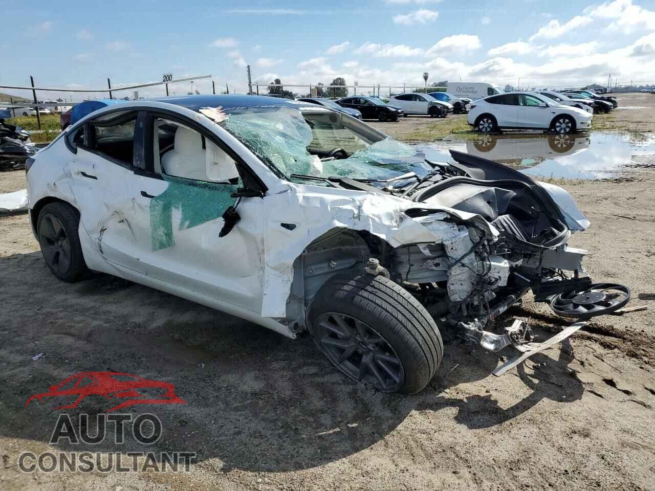 TESLA MODEL 3 2023 - 5YJ3E1EA0PF477366