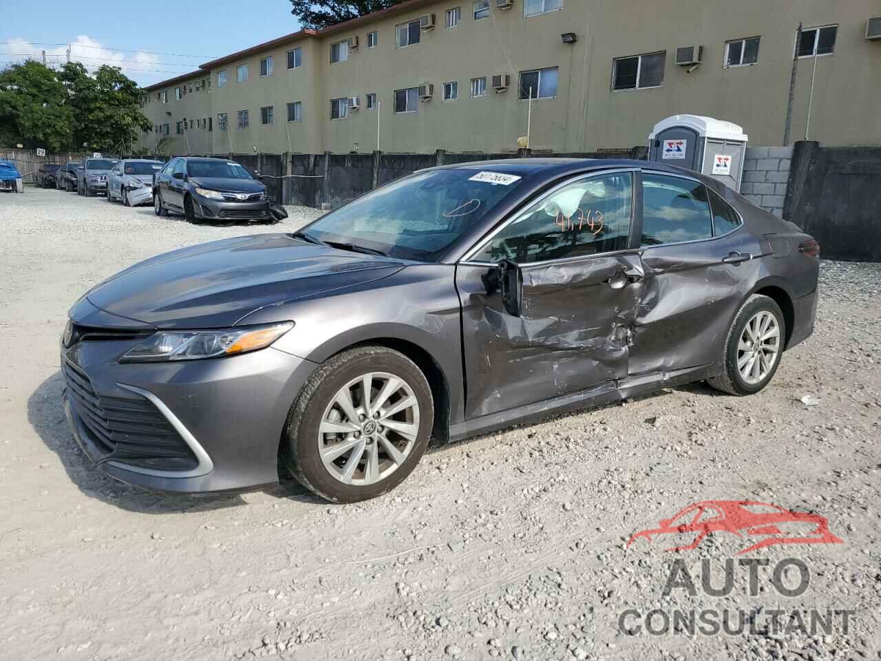 TOYOTA CAMRY 2021 - 4T1C11AK7MU476353
