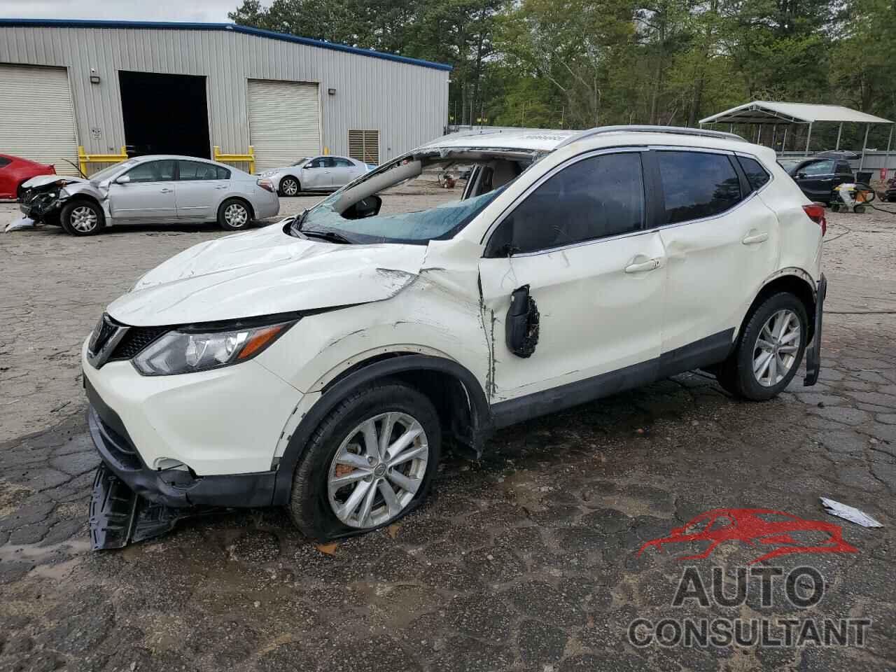 NISSAN ROGUE 2018 - JN1BJ1CP6JW160650