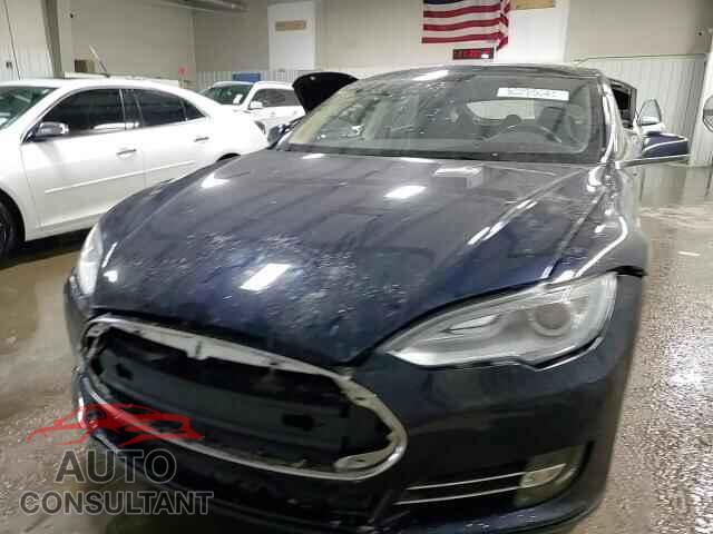 TESLA MODEL S 2013 - 5YJSA1CN2DFP14528