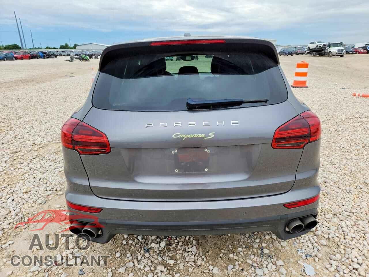 PORSCHE CAYENNE 2016 - WP1AE2A25GLA63443
