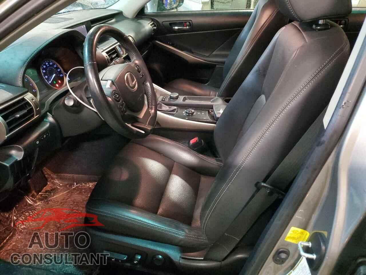 LEXUS IS 2014 - JTHBF1D28E5022507