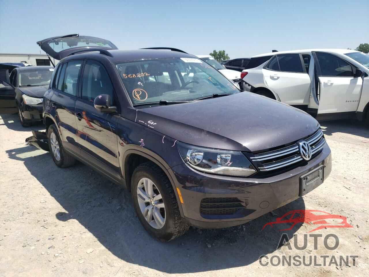 VOLKSWAGEN TIGUAN 2016 - WVGAV7AX4GW568202