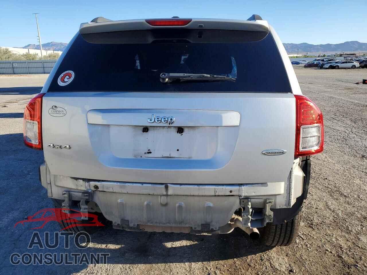 JEEP COMPASS 2011 - 1J4NF1FB5BD210554