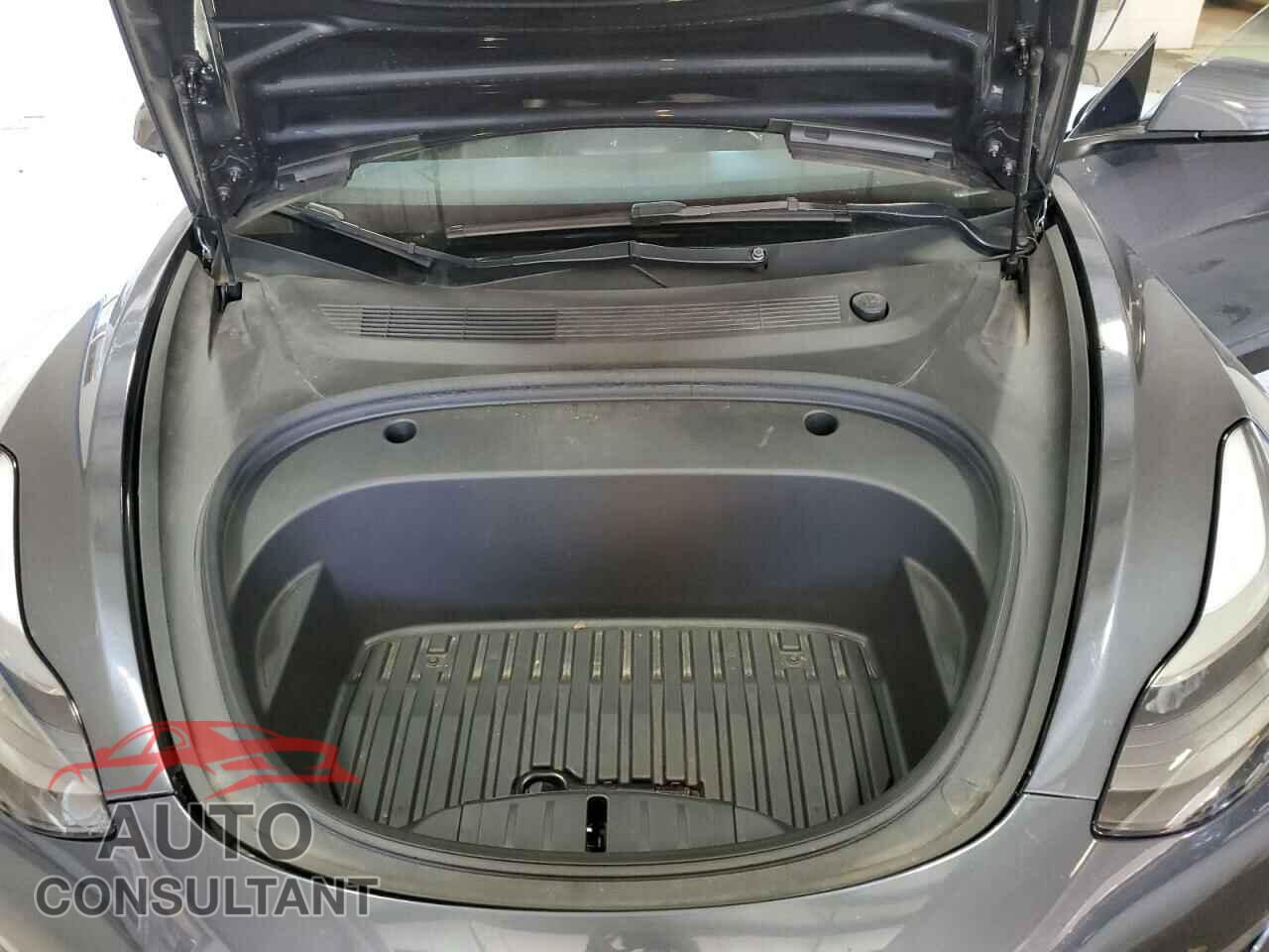 TESLA MODEL 3 2023 - 5YJ3E1EA0PF446845