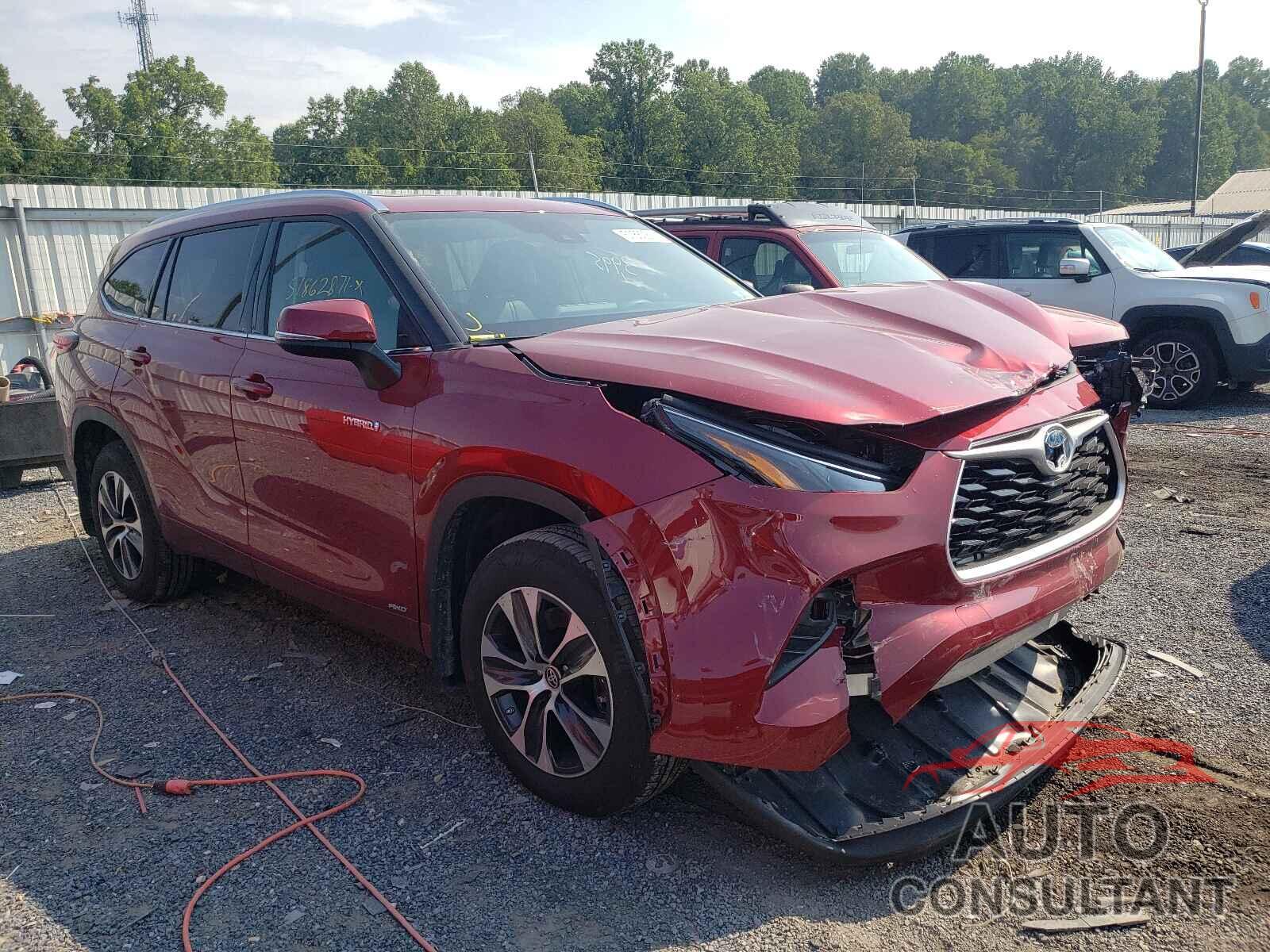 TOYOTA HIGHLANDER 2021 - 5TDHBRCH4MS520594