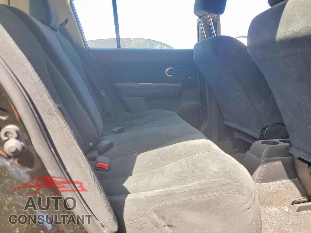 NISSAN VERSA 2011 - 3N1BC1CP8BL455265
