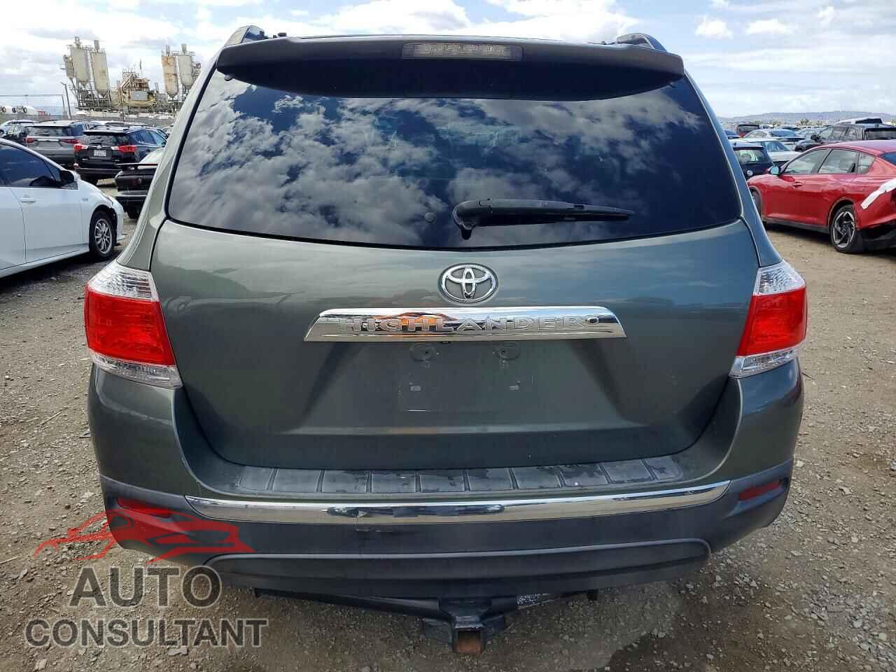 TOYOTA HIGHLANDER 2013 - 5TDZA3EH8DS038468