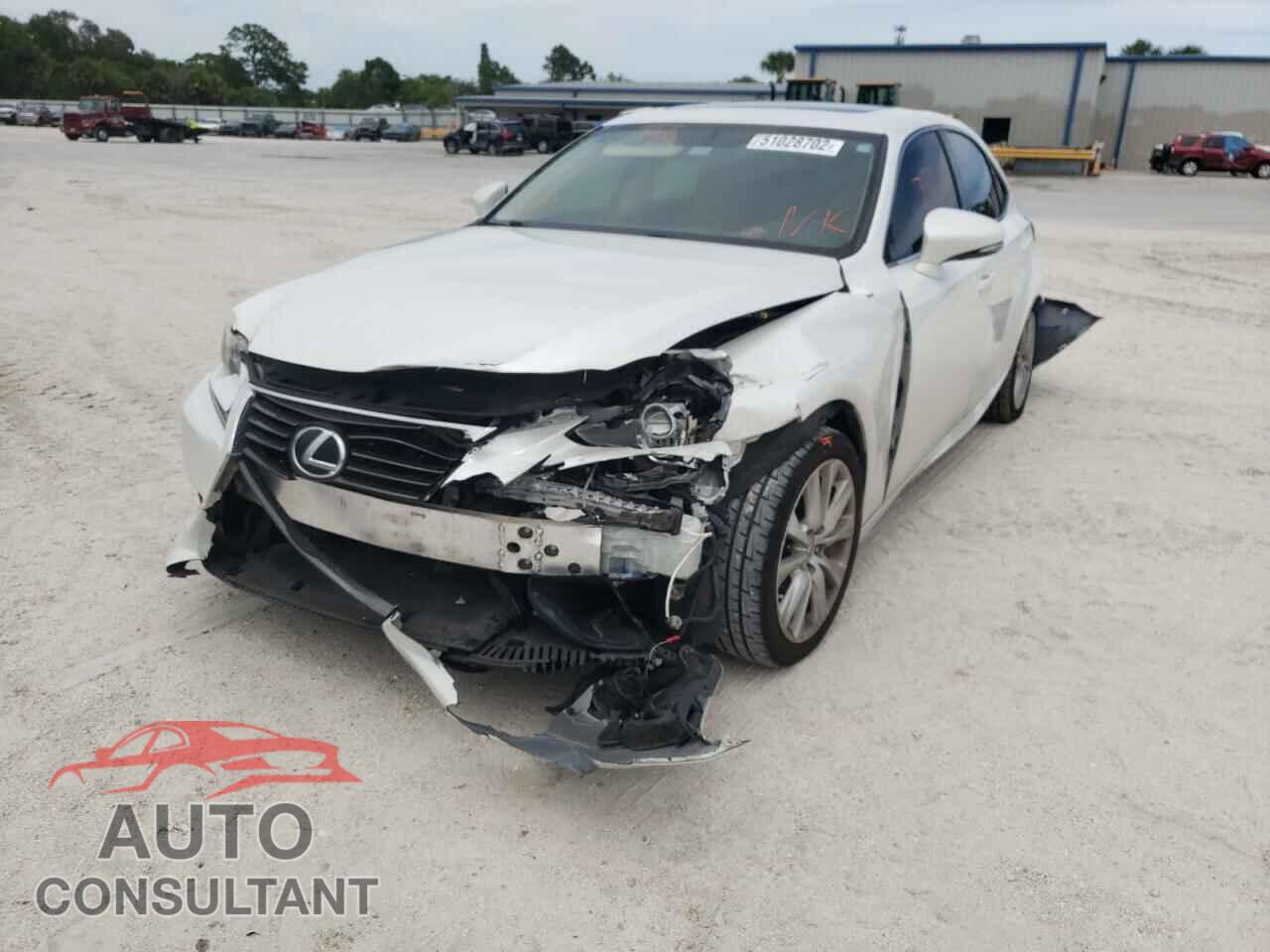 LEXUS IS 2016 - JTHBA1D21G5020437