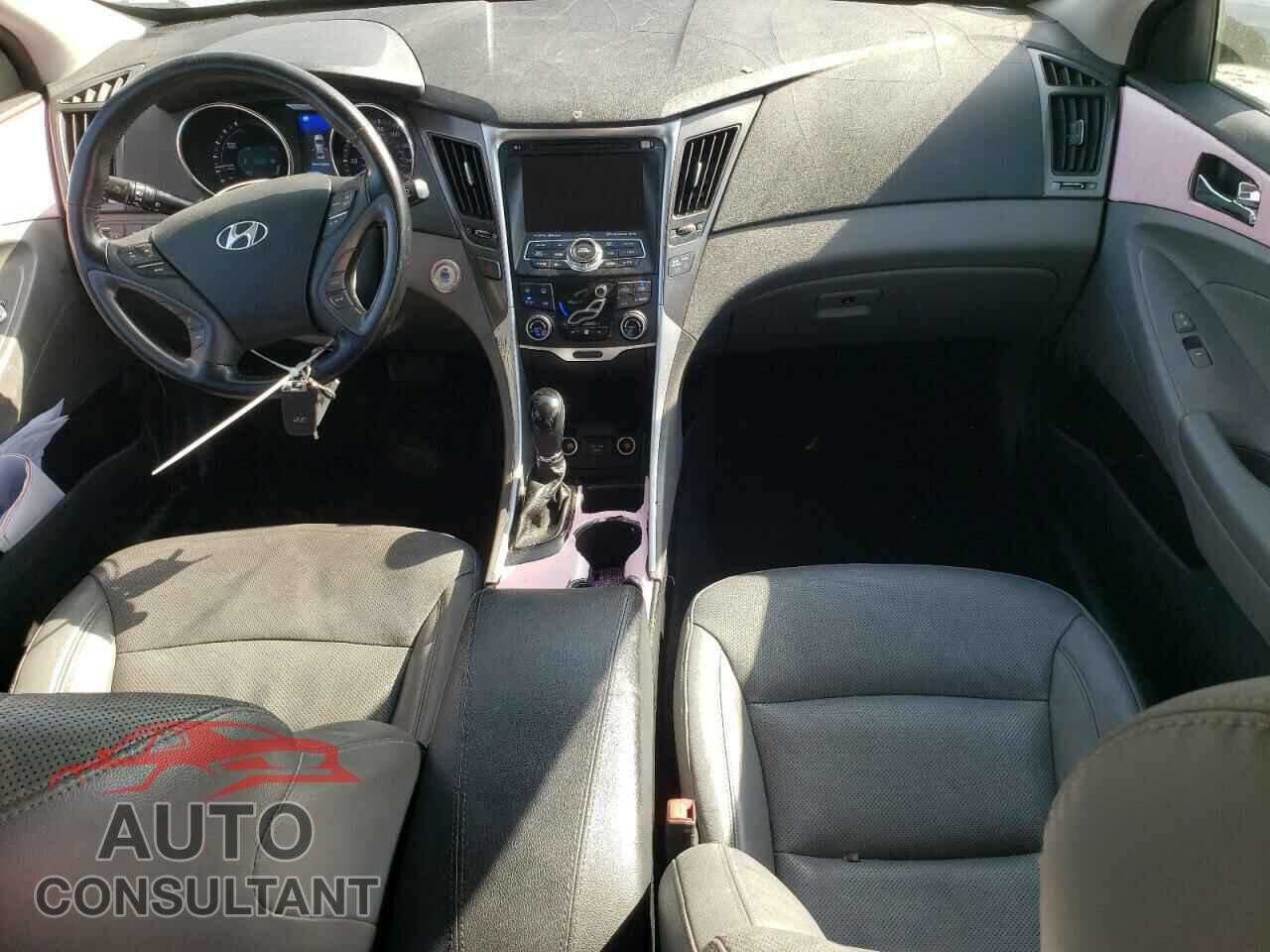 HYUNDAI SONATA 2015 - KMHEC4A44FA124342