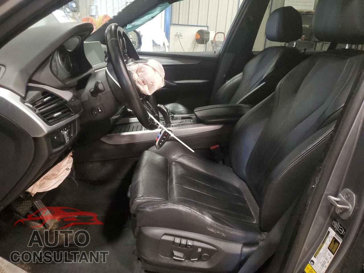 BMW X5 2014 - 5UXKR0C59E0H25711