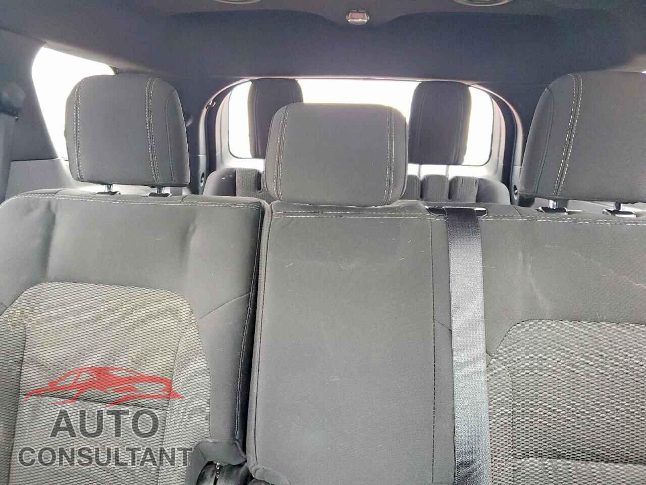 FORD EXPLORER 2018 - 1FM5K7DH3JGB89109