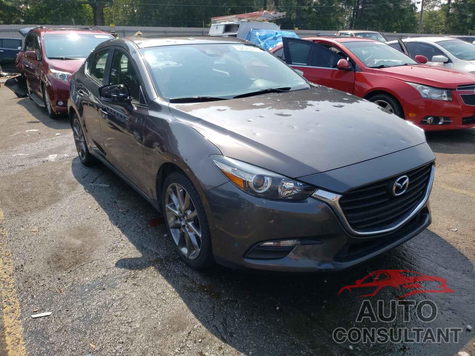 MAZDA 3 2018 - 3MZBN1V35JM202394