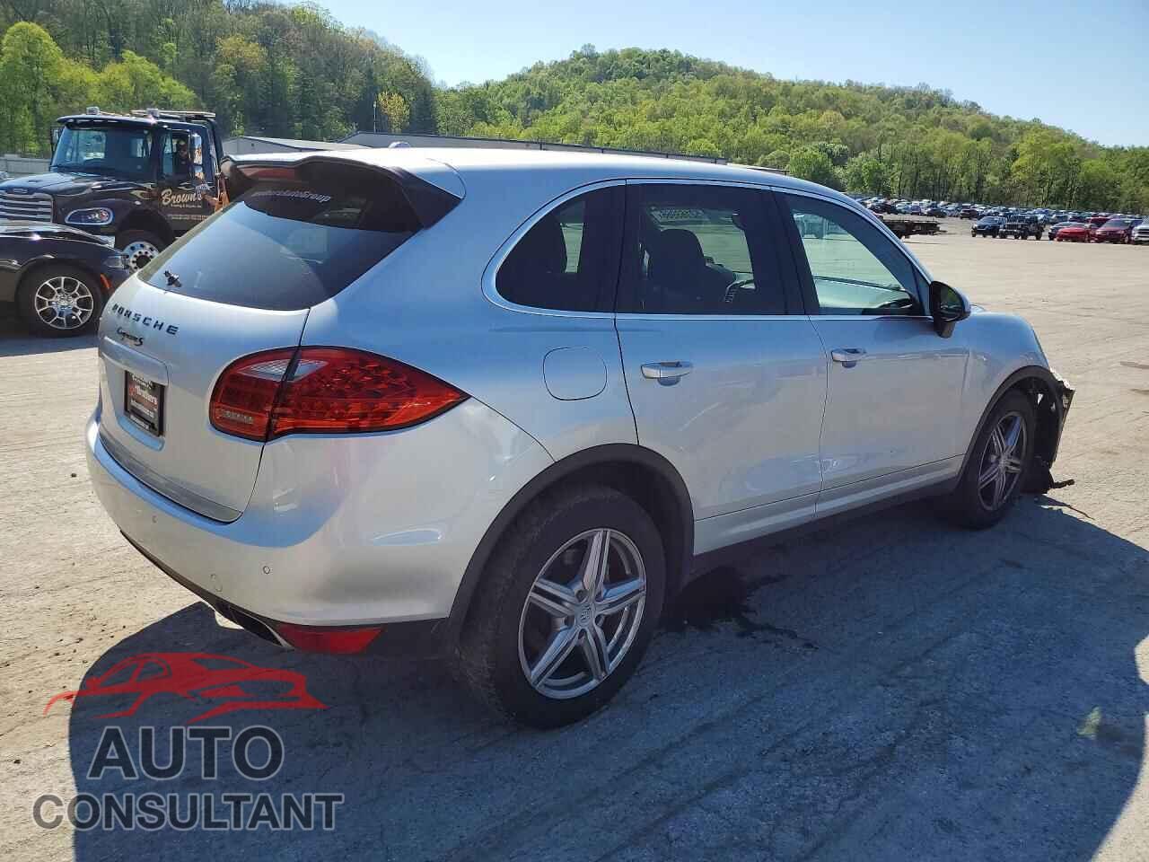 PORSCHE CAYENNE 2011 - WP1AB2A25BLA45834