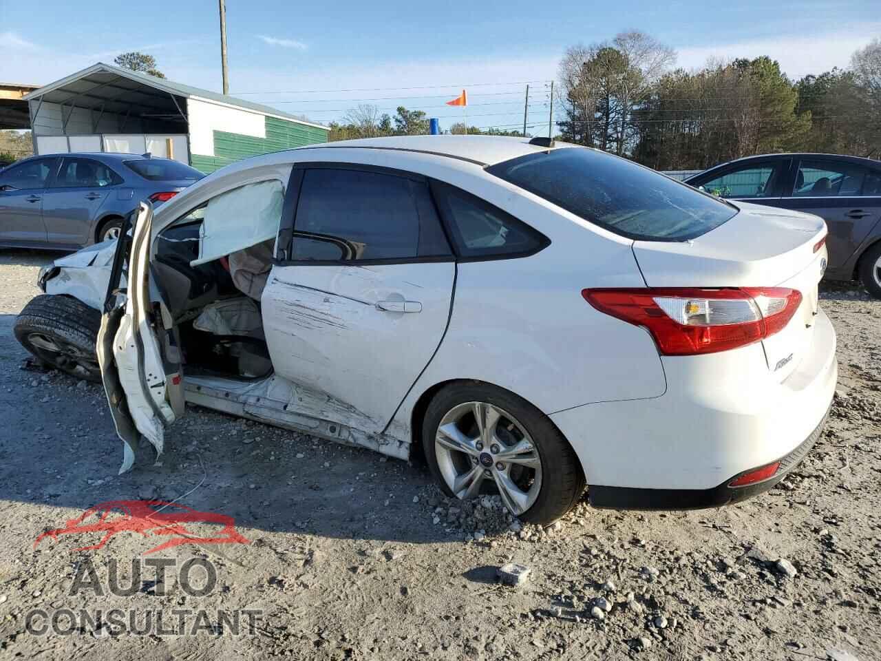 FORD FOCUS 2014 - 1FADP3F27EL216303